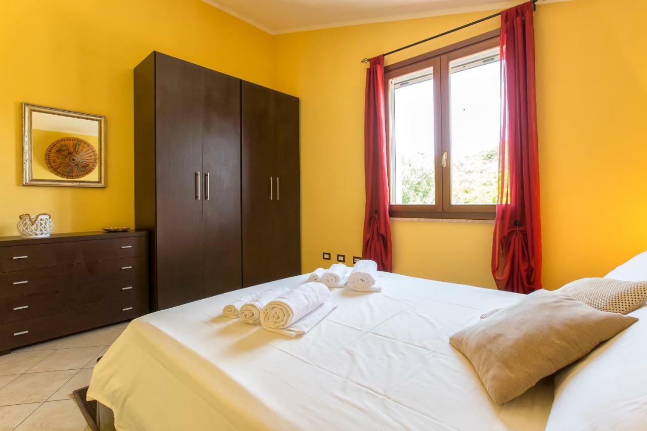 Villa Pedra Alghero - Appartamento In Villa Con Piscina Kültér fotó